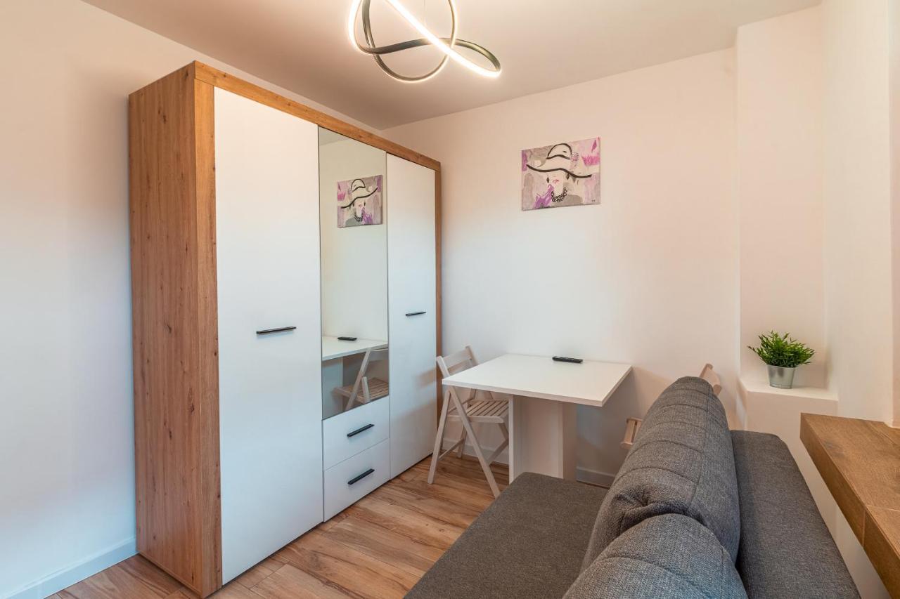 Brozka Comfort Apartment Krakow Exterior photo